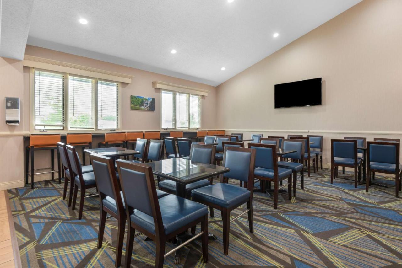 Best Western University Inn Ιθάκη Εξωτερικό φωτογραφία