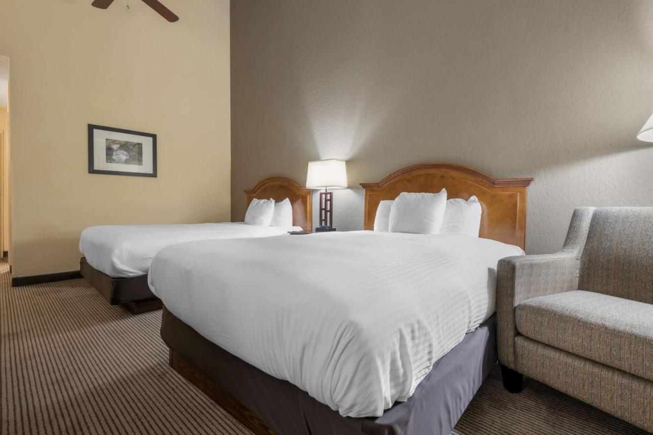 Best Western University Inn Ιθάκη Εξωτερικό φωτογραφία