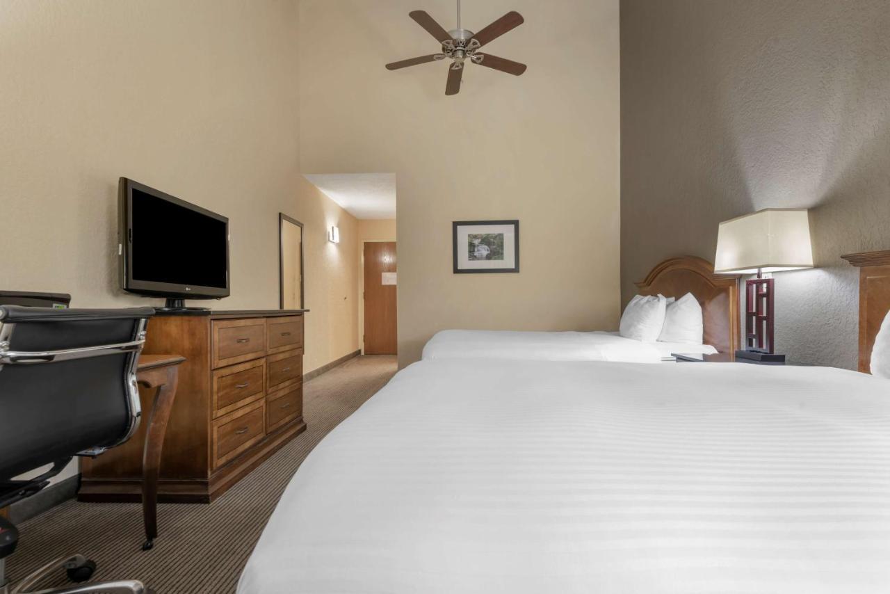 Best Western University Inn Ιθάκη Εξωτερικό φωτογραφία