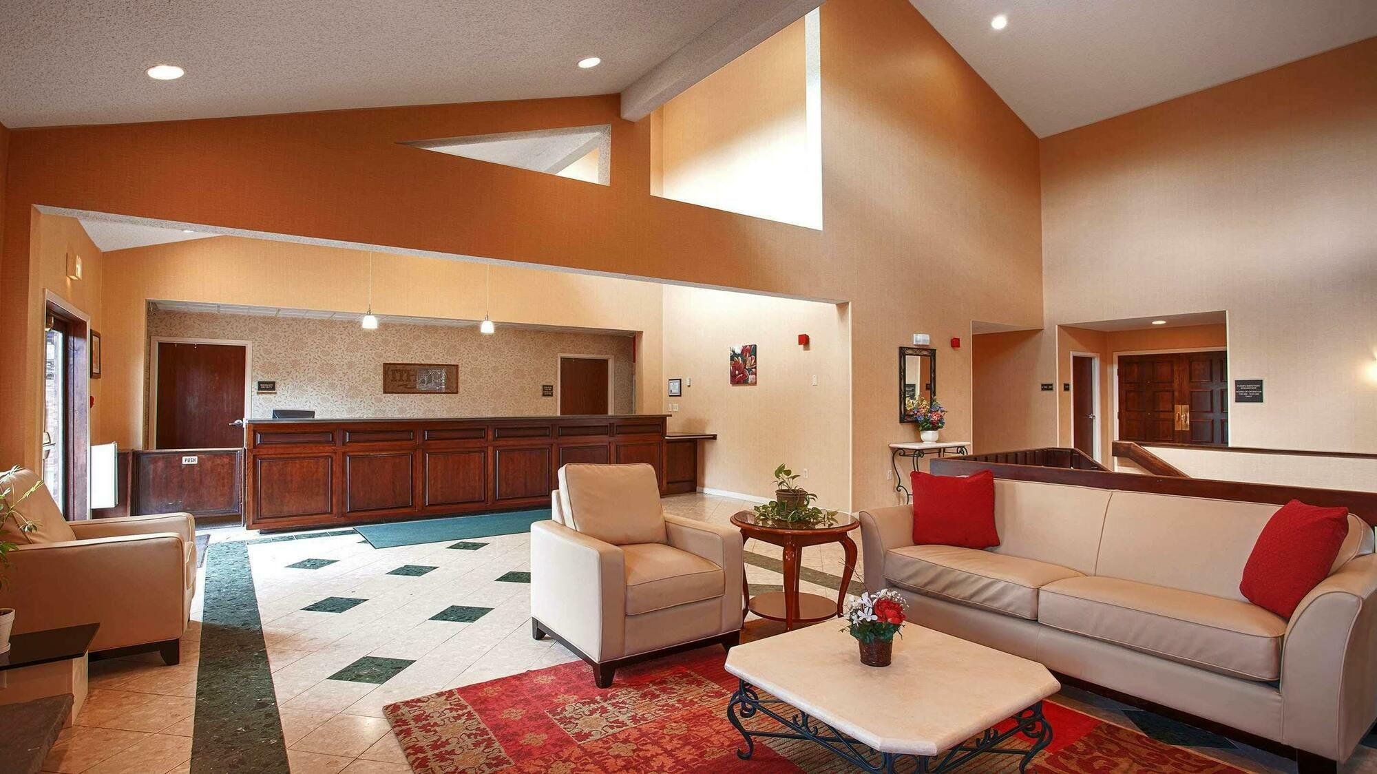 Best Western University Inn Ιθάκη Εξωτερικό φωτογραφία